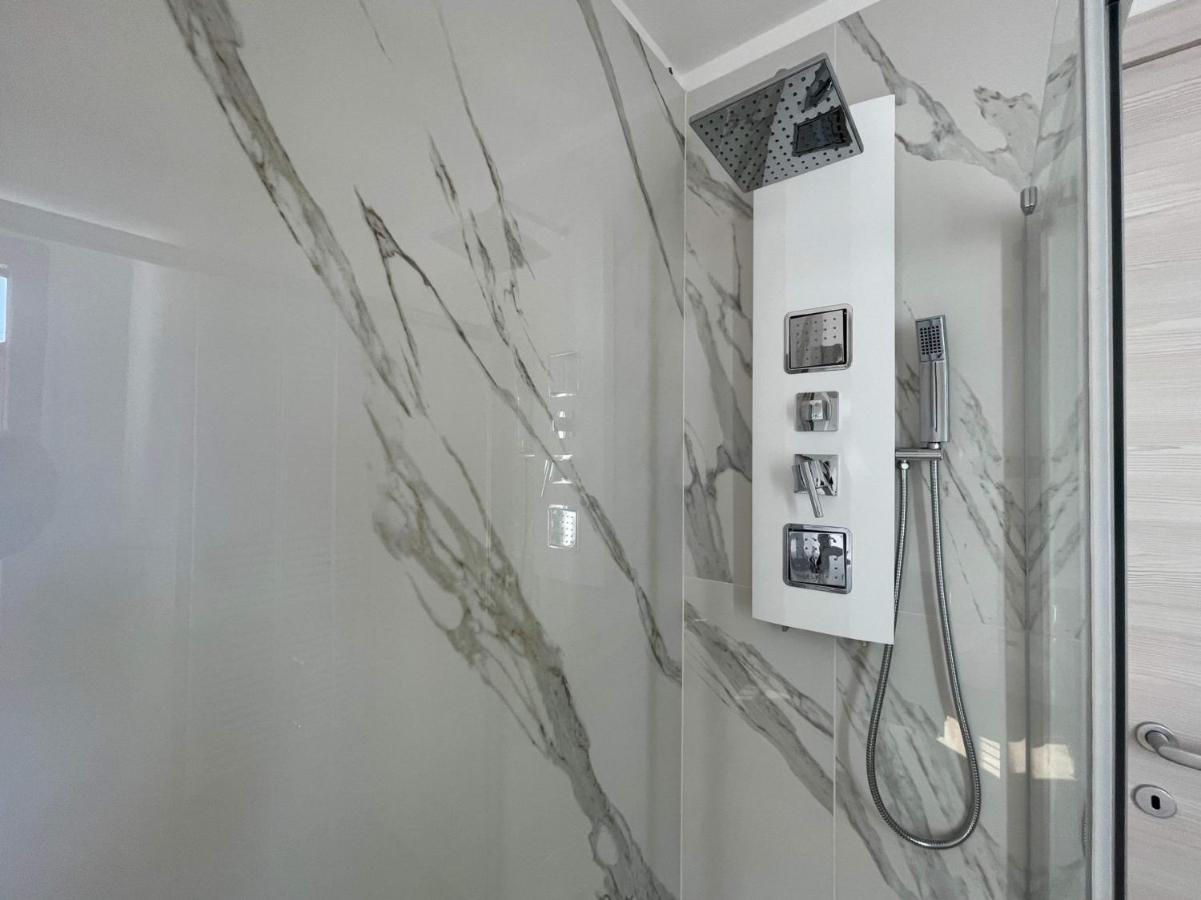 Novecento Luxury&Spa Residence 4 Stelle Montese Екстериор снимка