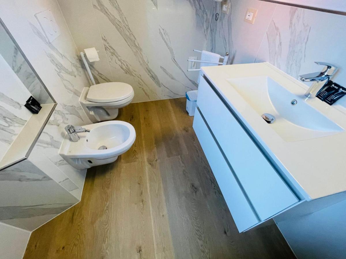 Novecento Luxury&Spa Residence 4 Stelle Montese Екстериор снимка