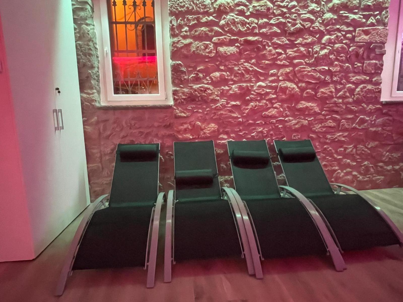 Novecento Luxury&Spa Residence 4 Stelle Montese Екстериор снимка